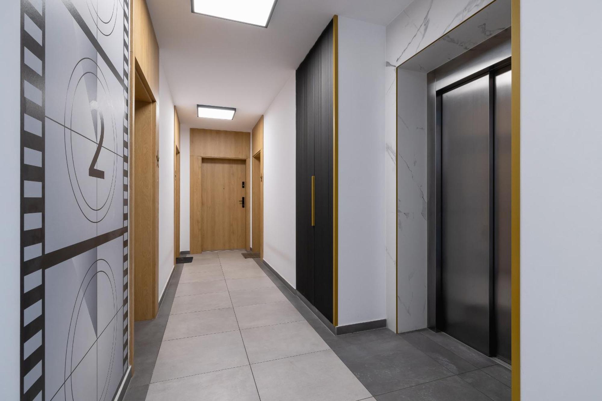 Prandoty Beautiful Apartment With Balcony Cracow By Renters Prestige Cracóvia Exterior foto