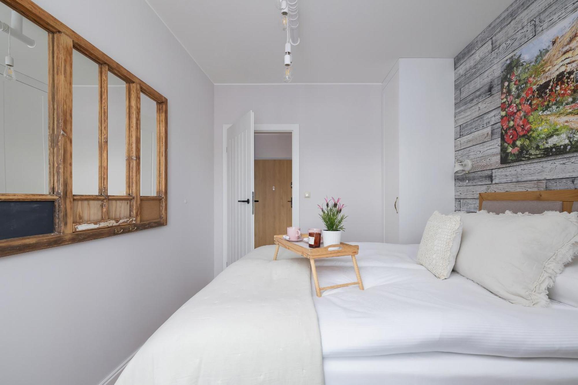 Prandoty Beautiful Apartment With Balcony Cracow By Renters Prestige Cracóvia Exterior foto