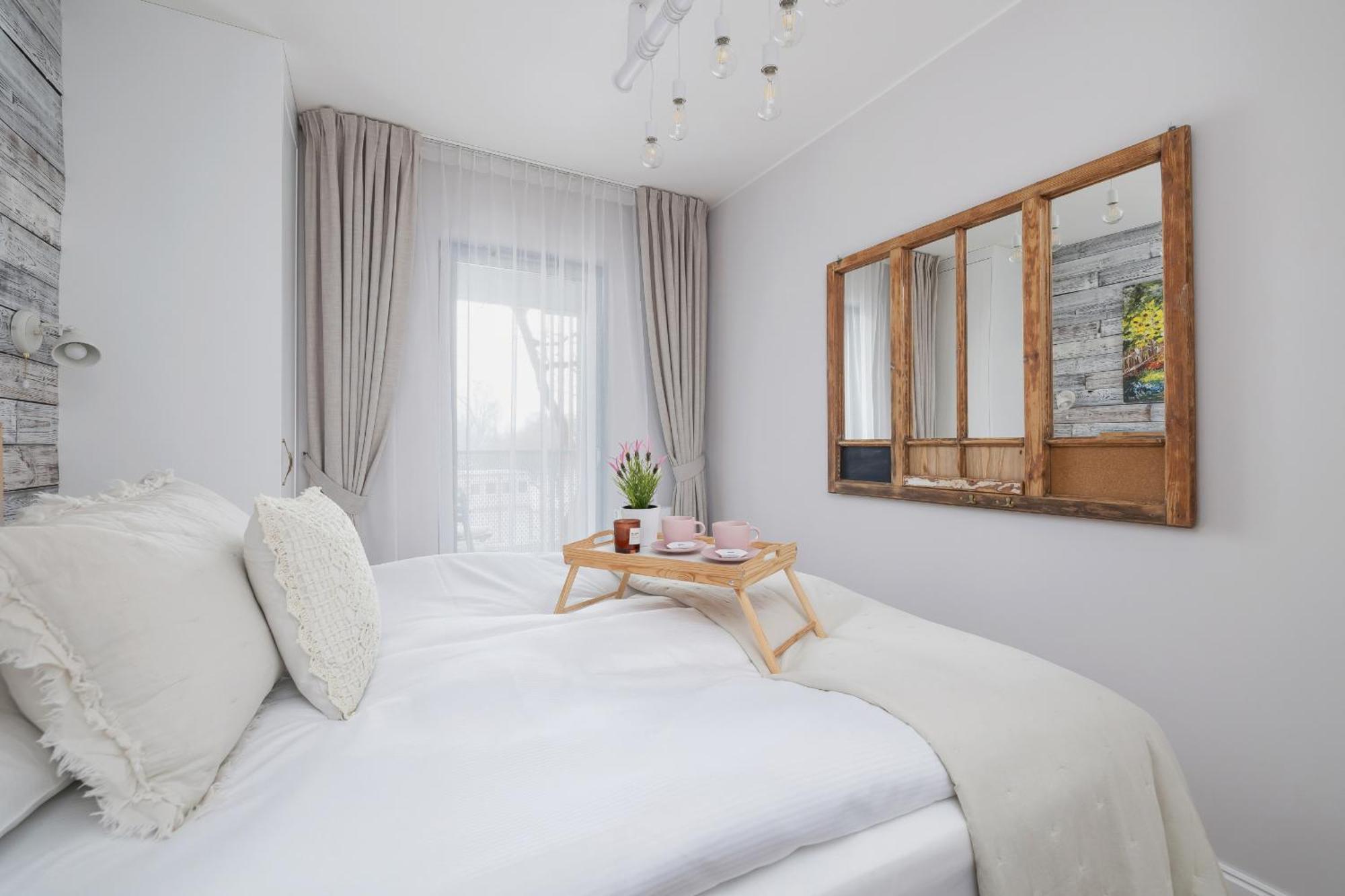Prandoty Beautiful Apartment With Balcony Cracow By Renters Prestige Cracóvia Exterior foto